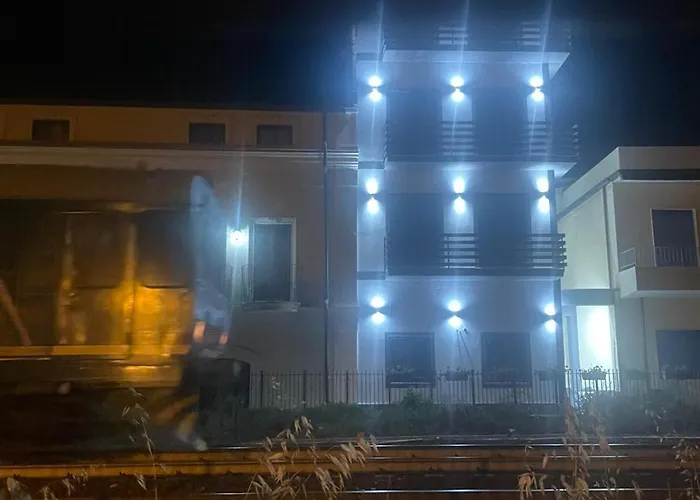 Il Vicoletto Bovalino - 3* 博瓦利诺马里纳