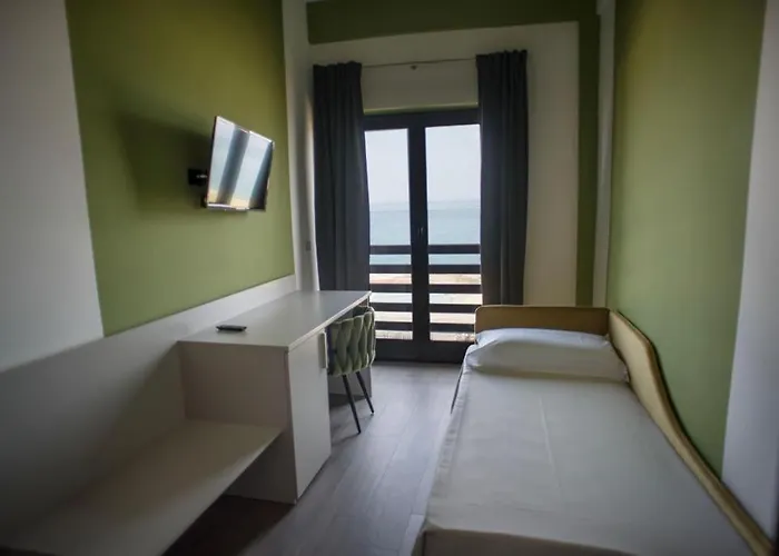 Il Vicoletto Bovalino - 3* 博瓦利诺马里纳