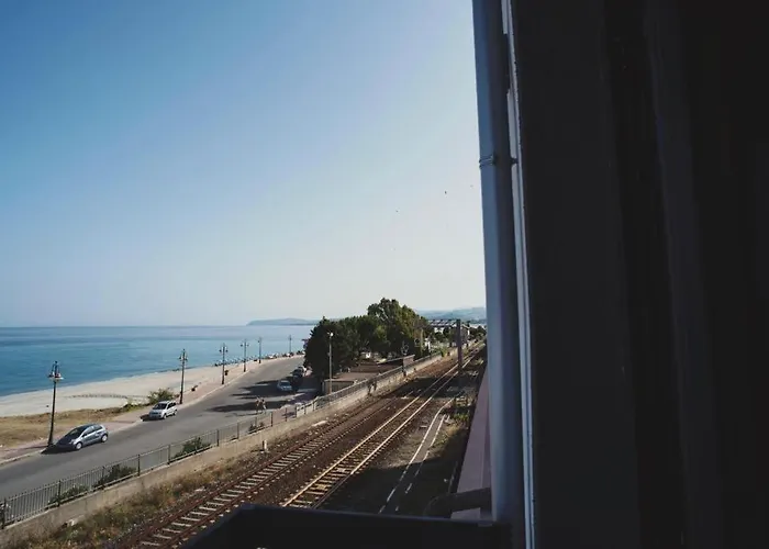 Il Vicoletto Bovalino - 住宿加早餐酒店